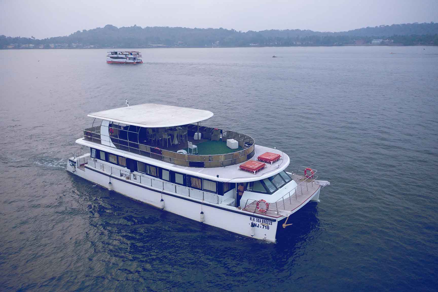 party yacht in goa