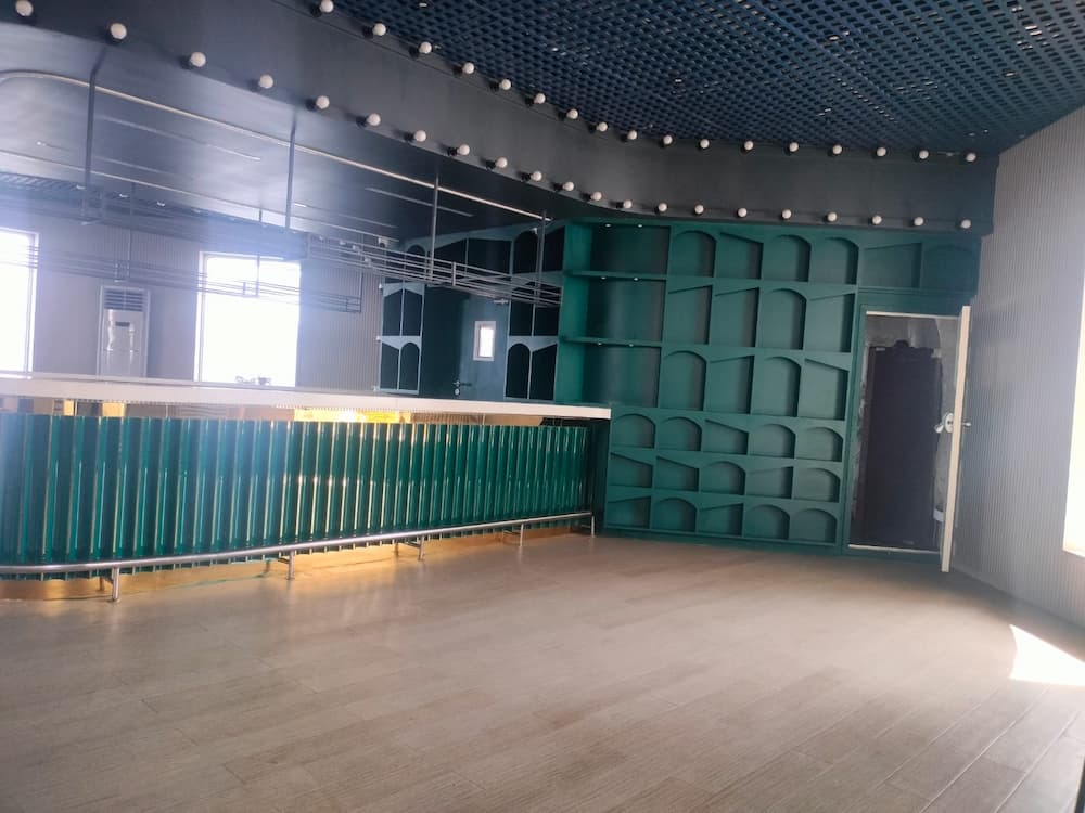 Feature Image 7