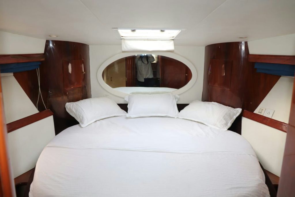 Taj Exotica = Interior (Bed Room 1)